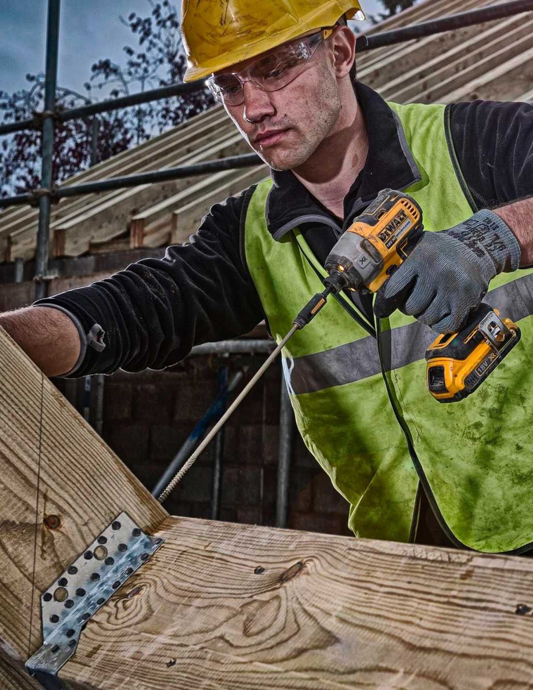 Kit Dewalt 11 herramientas + 3bat 5Ah + Cargador DCB1104 + 4xTSTAK DCK111P3