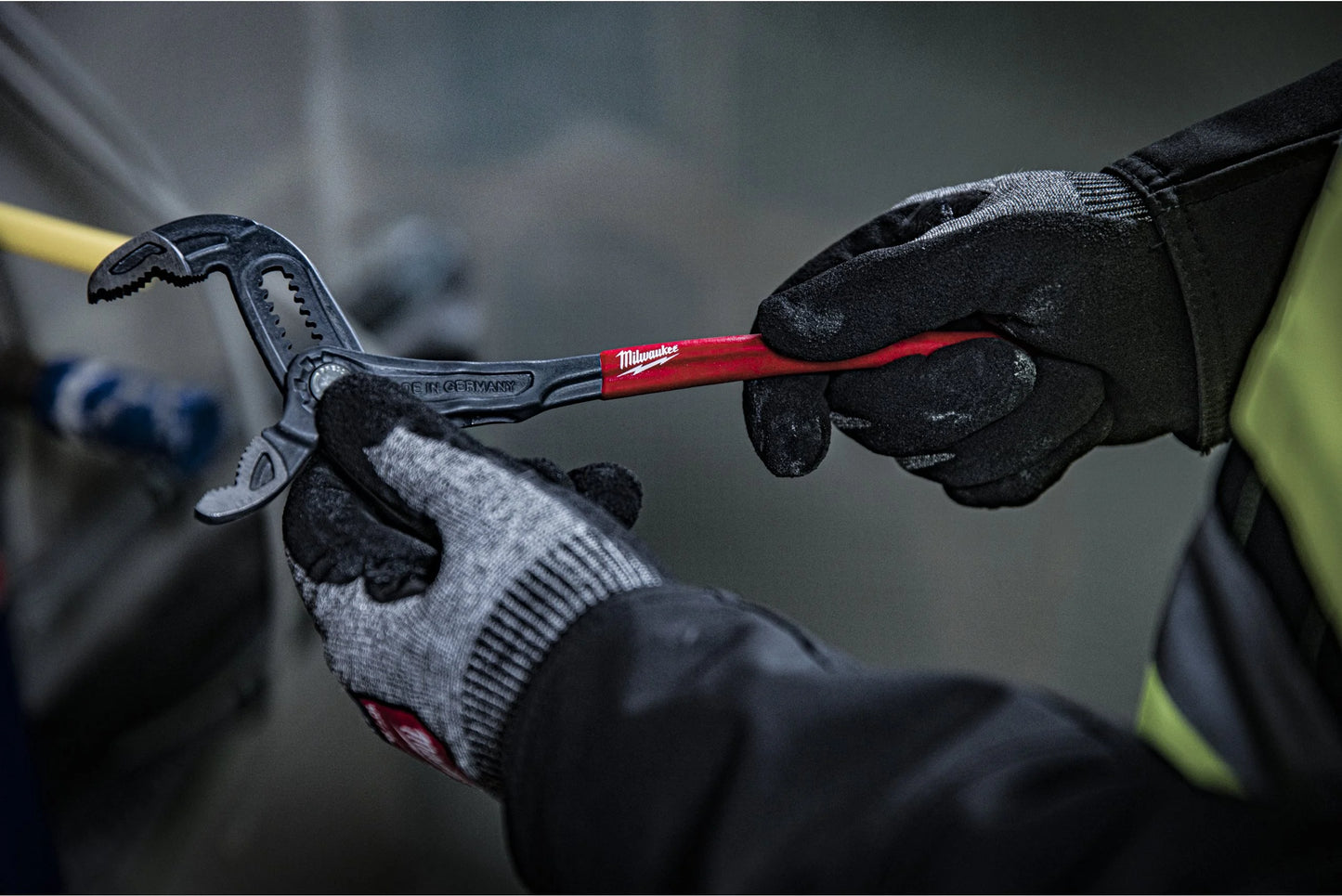 Quick Adjustment Zipper Pliers 250-300mm Milwaukee