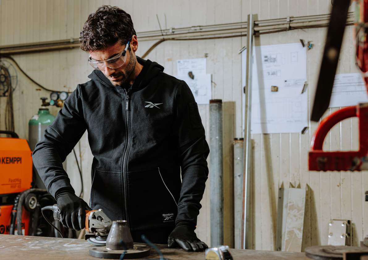 Chaqueta con capucha Reebok