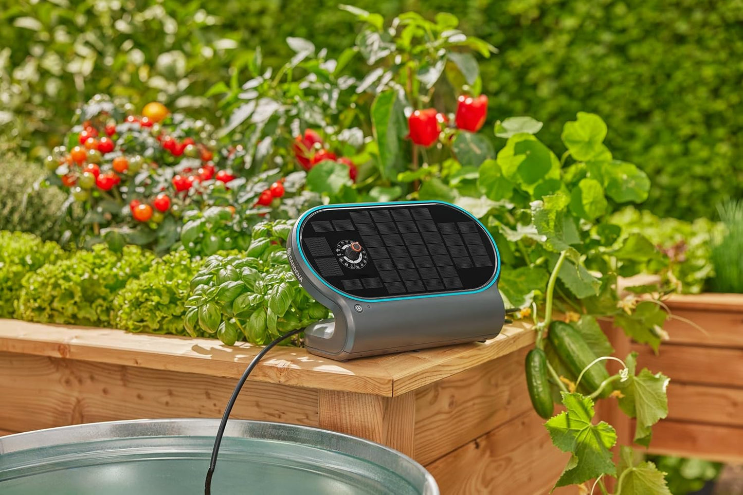 AquaBloom L Automatic Solar Powered Irrigation Set by Gardena 13330-20