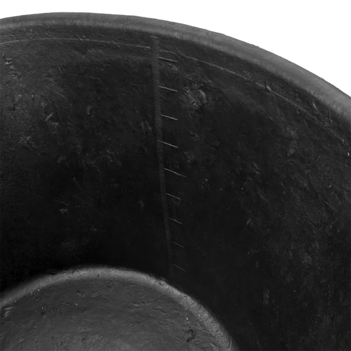 Bellota BKC10BM 10L Italian rubber bucket with metal handle