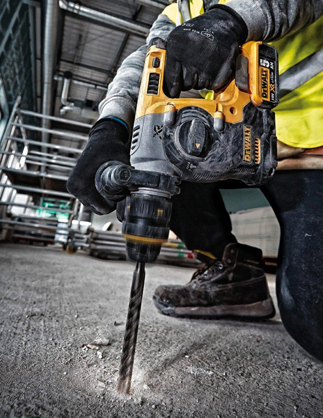 Kit 6 herramientas 18V + 3bat 5Ah + Cargador + Maletines + Base Tstak Dewalt DCK685P3T